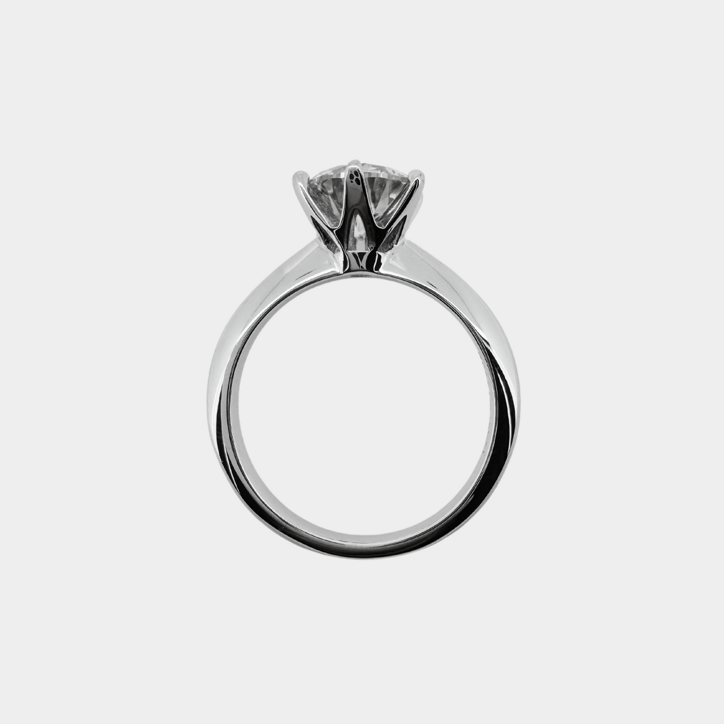 Classic Style Moissanite Ring