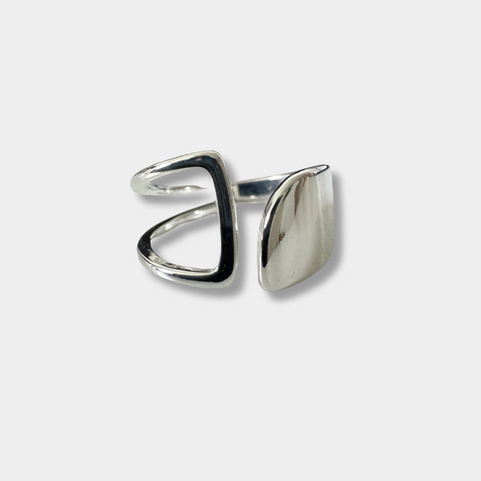 Hollow Ring