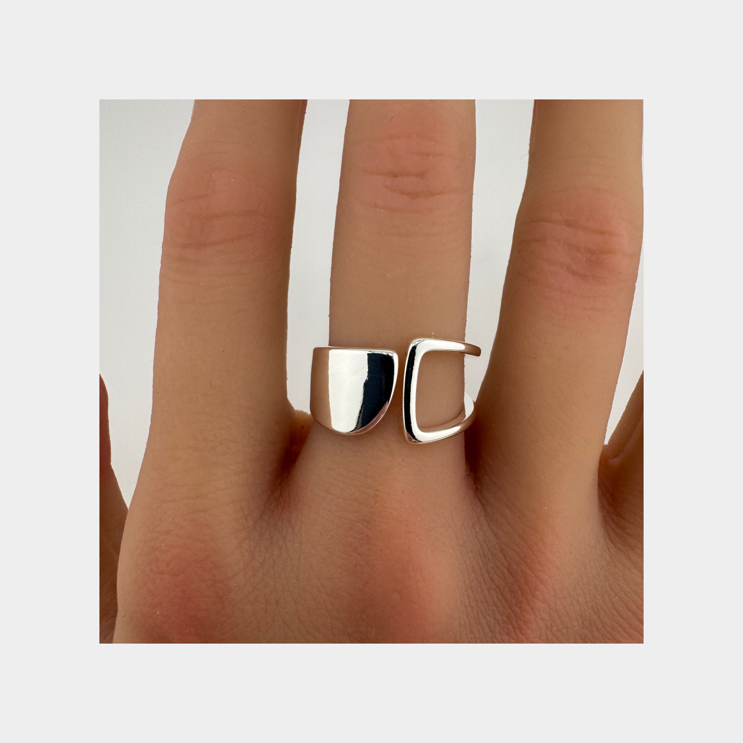 Hollow Ring