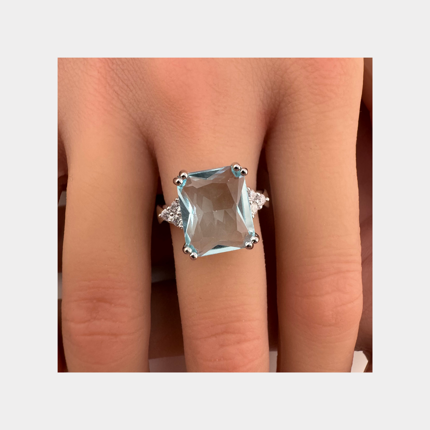 Beautiful Aquamarine Ring